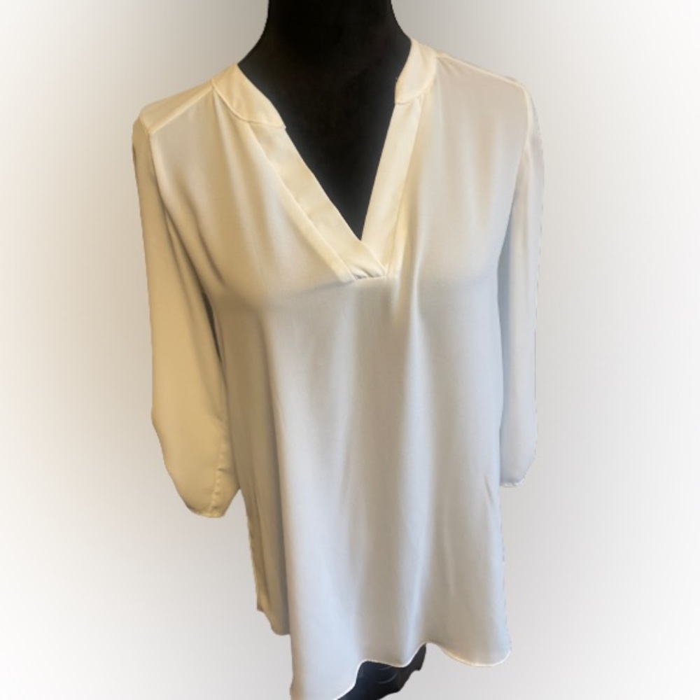 White long sleeve blouse